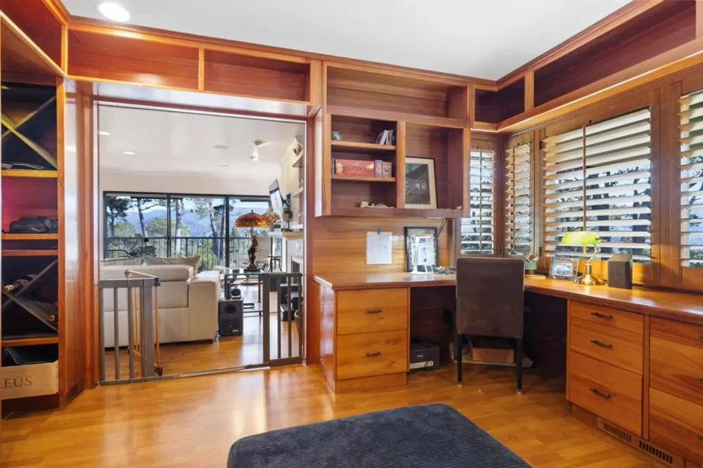154 Del Mesa Carmel Carmel, CA 93923