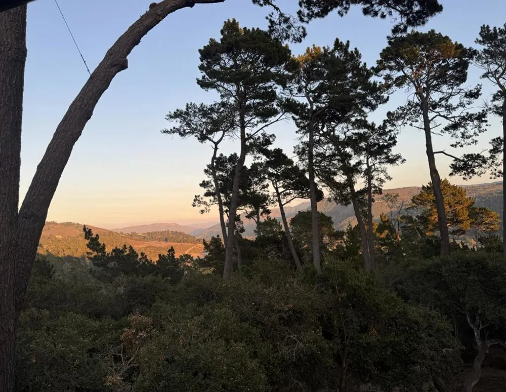 154 Del Mesa Carmel Carmel, CA 93923