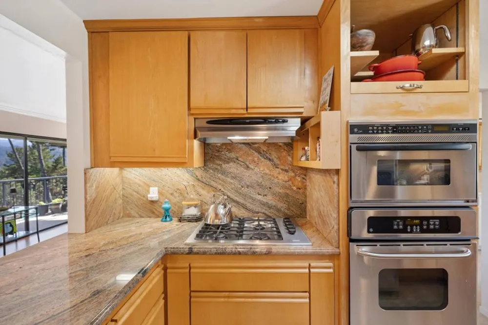 154 Del Mesa Carmel Carmel, CA 93923