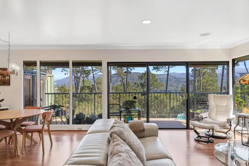 154 DEL MESA CARMEL Carmel, CA 93923
