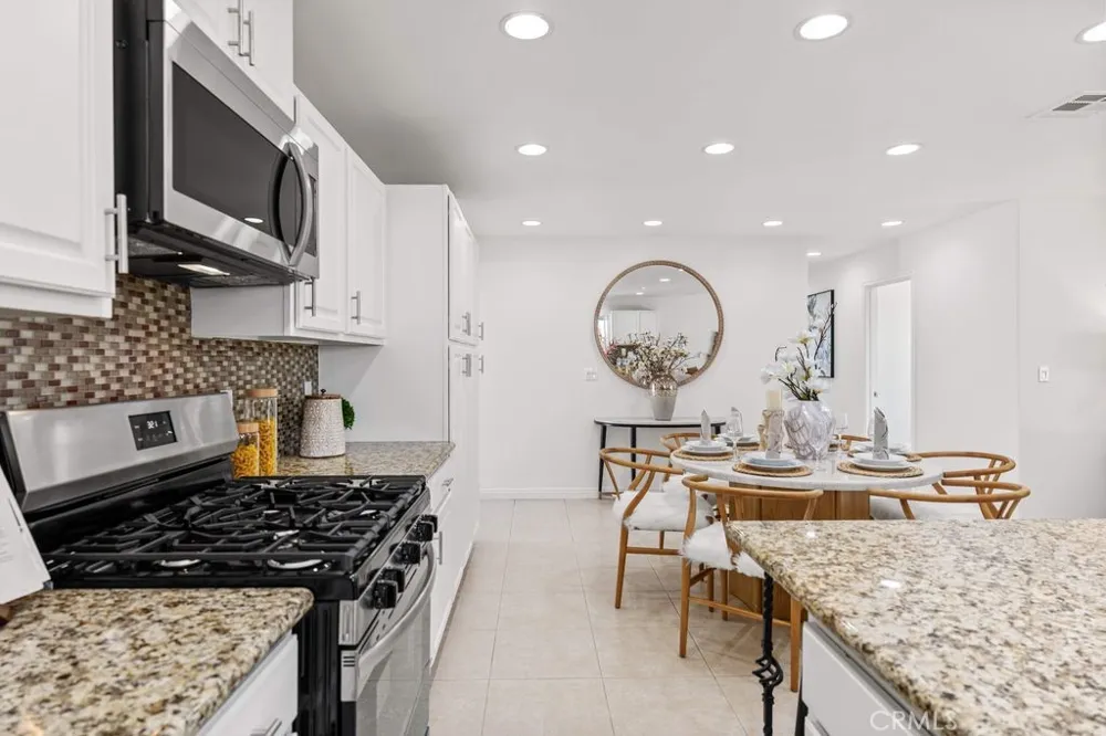 23841 Palmek Lake Forest, CA 92630