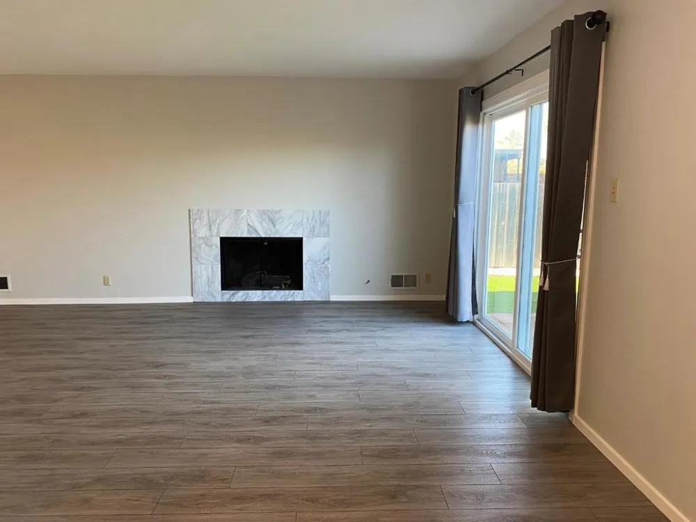 625 Comet Drive Foster City, CA 94404