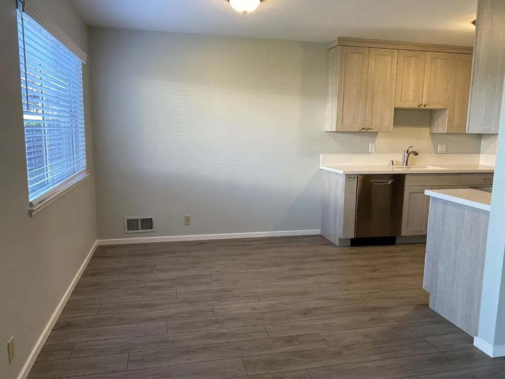 625 Comet Drive Foster City, CA 94404