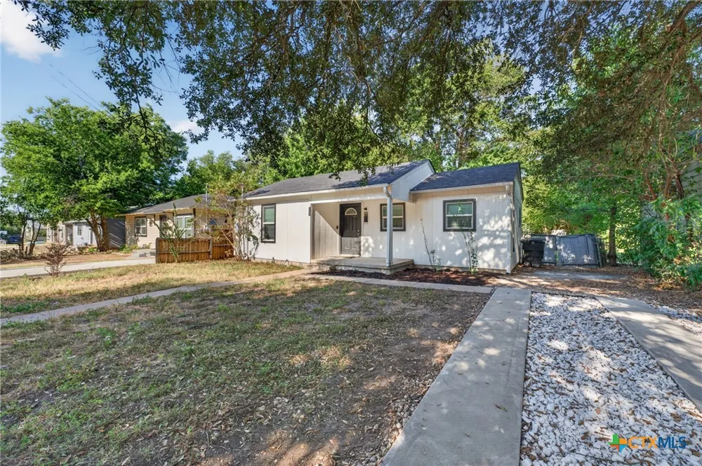 1208 S 26th Street Temple, TX 76501