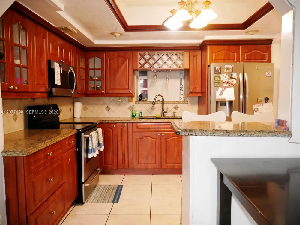 2955 NW 102nd St Miami, FL 33147