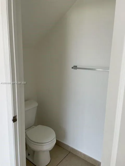 835 NE 212th Ter #2 Miami, FL 33179