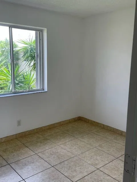 835 NE 212th Ter #2 Miami, FL 33179