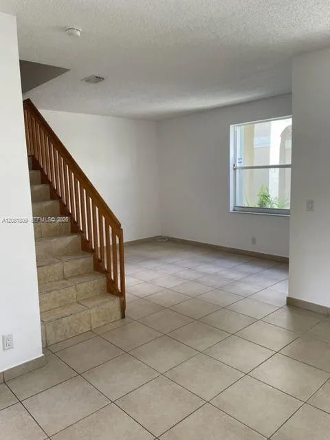 835 NE 212th Ter #2 Miami, FL 33179
