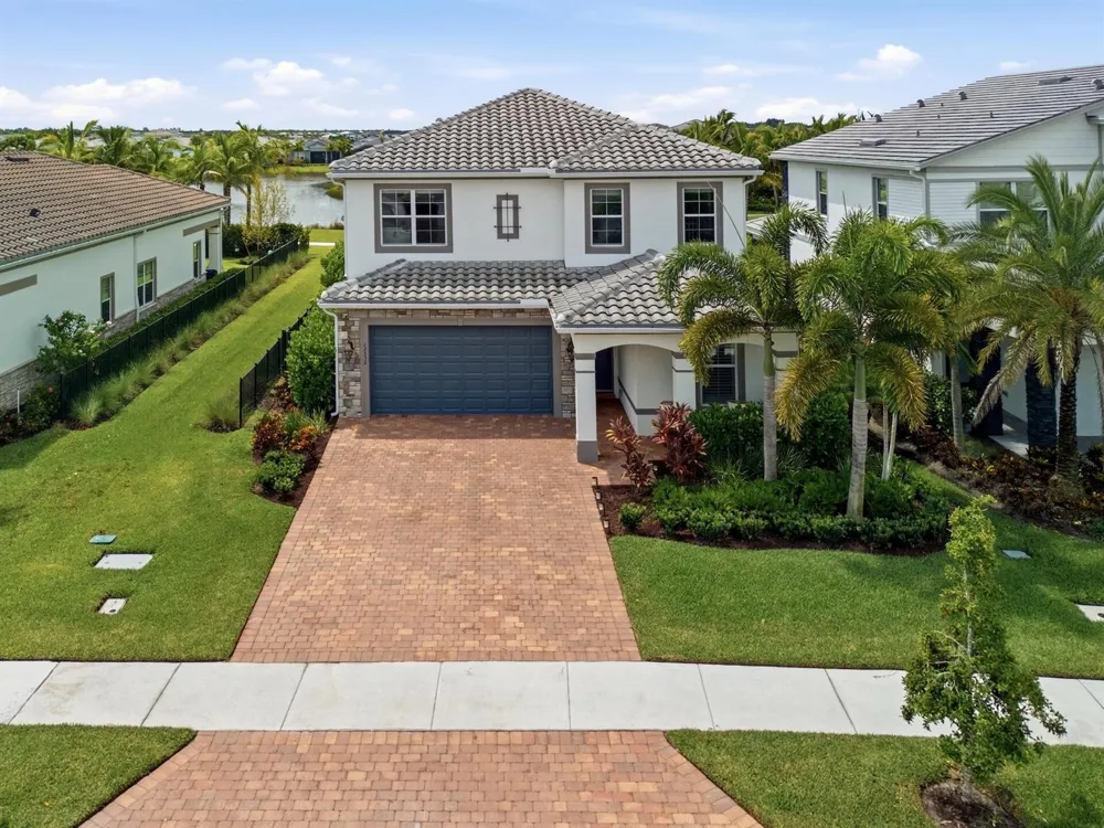 12530 Triumph Lane Palm Beach Gardens, FL 33412