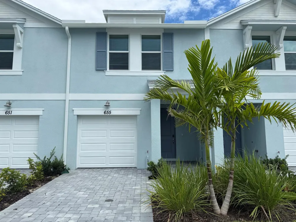 655 Salisbury Circle Fort Pierce, FL 34982