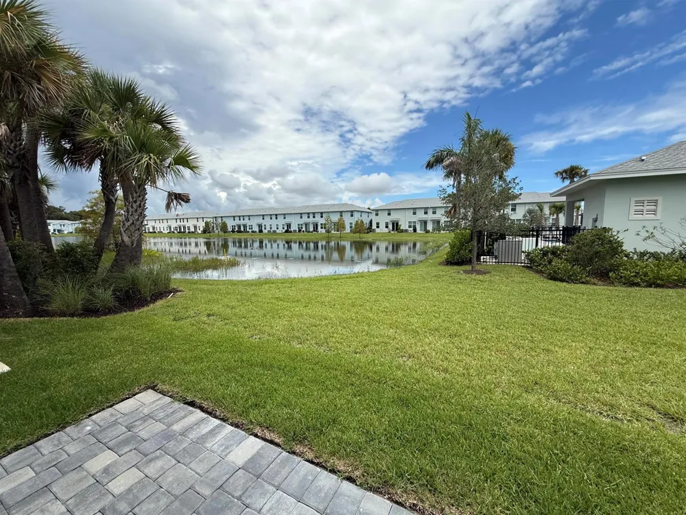 655 Salisbury Circle Fort Pierce, FL 34982