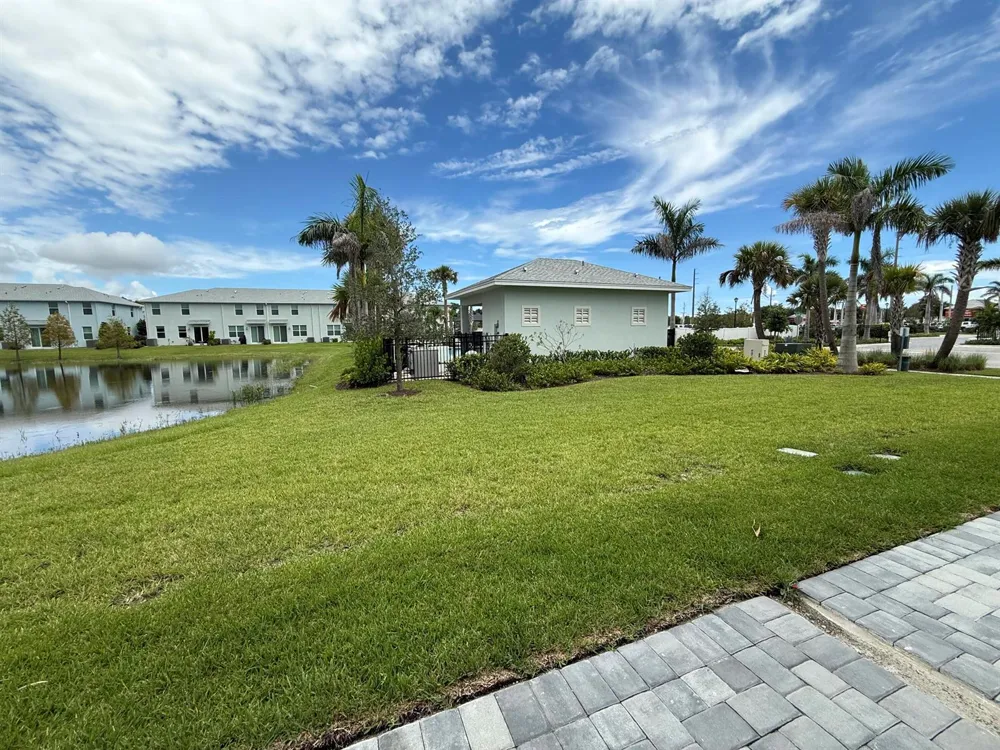 655 Salisbury Circle Fort Pierce, FL 34982