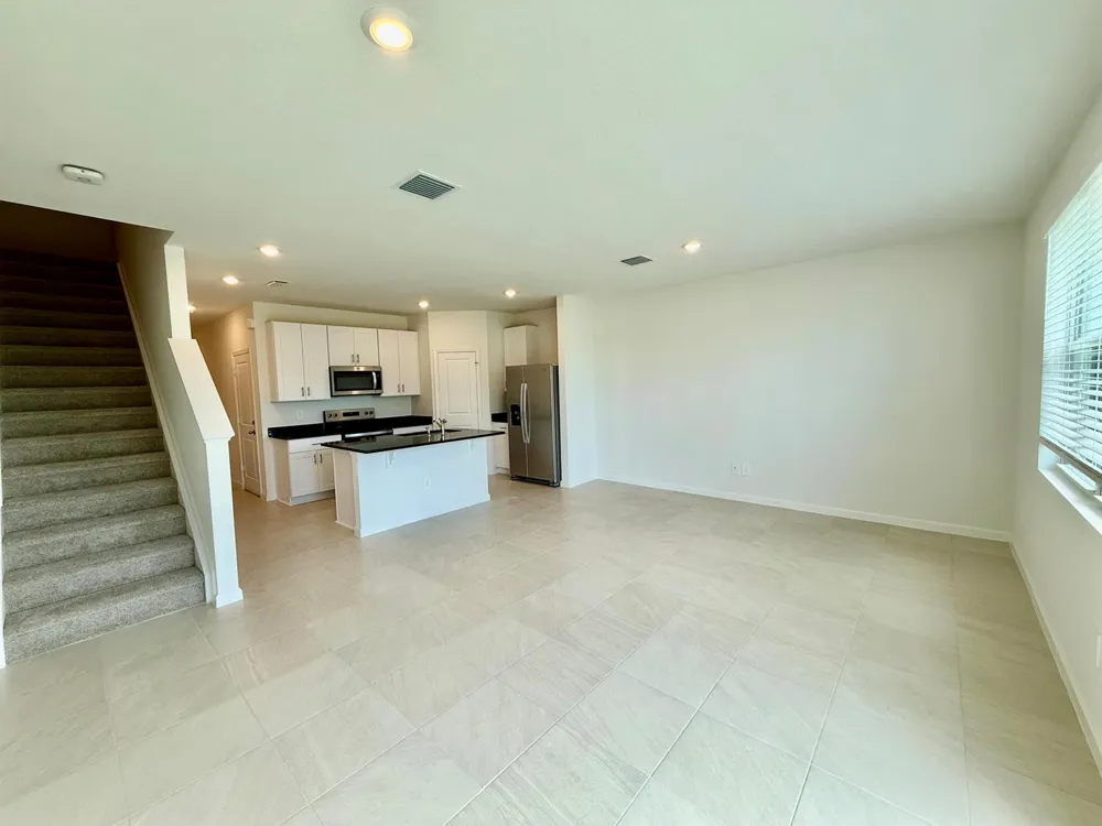 655 Salisbury Circle Fort Pierce, FL 34982
