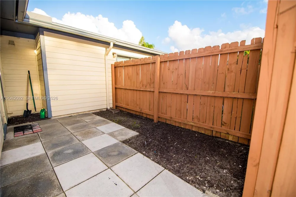 1804 My Pl West Palm Beach, FL 33417
