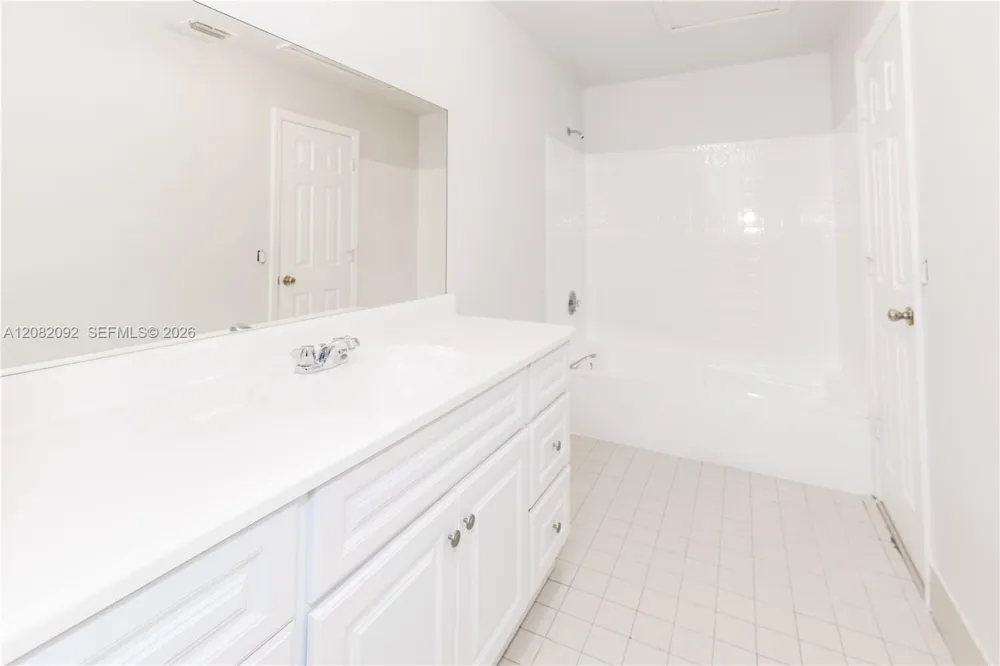 1804 My Pl West Palm Beach, FL 33417