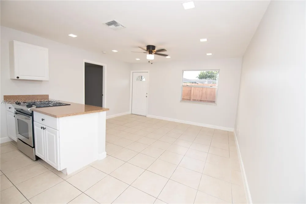 1804 My Pl West Palm Beach, FL 33417