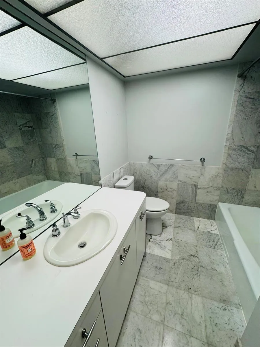 1527 S FLAGLER DRIVE #112F West Palm Beach, FL 33401