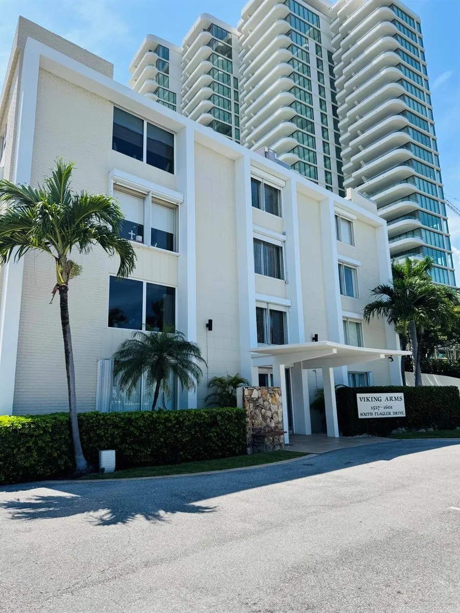 1527 S FLAGLER DRIVE #112F West Palm Beach, FL 33401