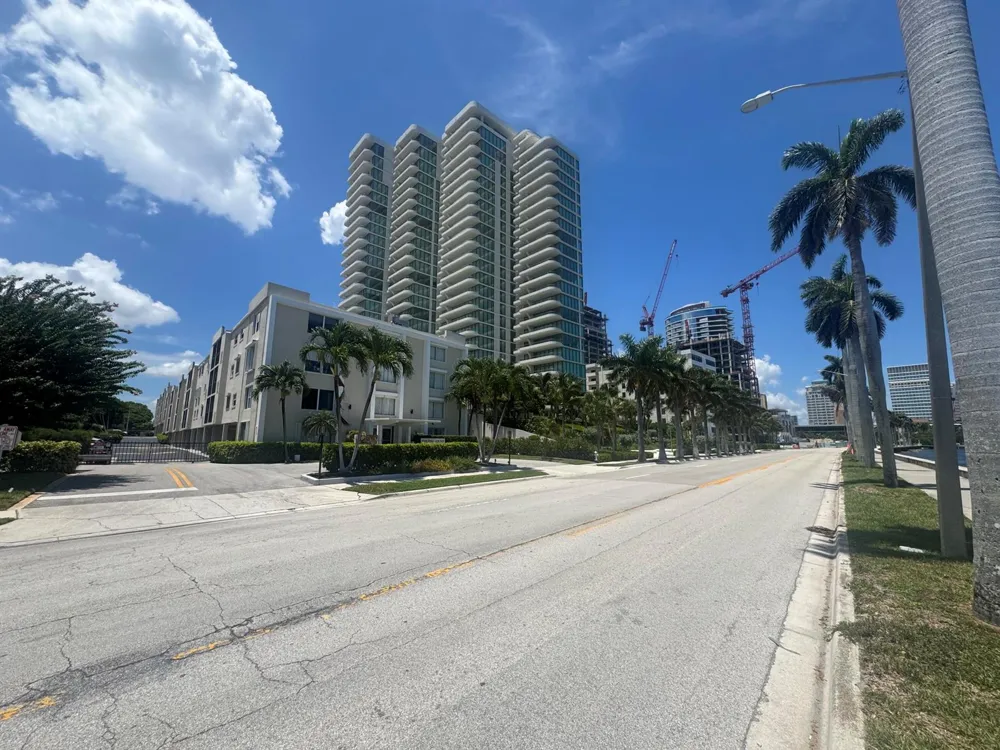 1527 S FLAGLER DRIVE #112F West Palm Beach, FL 33401