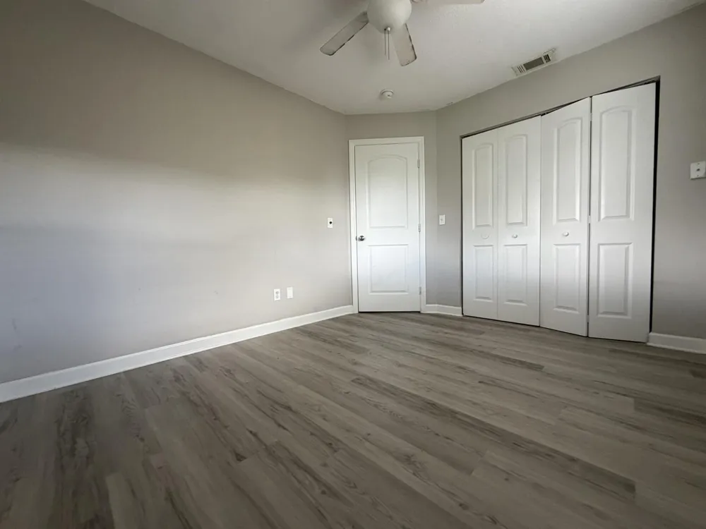1633 SE ARAPAHO AVENUE Stuart, FL 34994