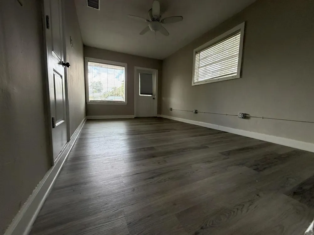 1633 SE ARAPAHO AVENUE Stuart, FL 34994