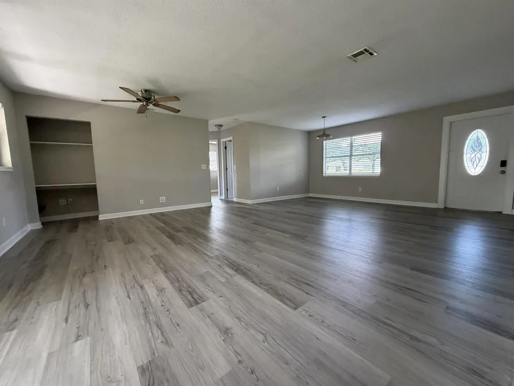 1633 SE ARAPAHO AVENUE Stuart, FL 34994