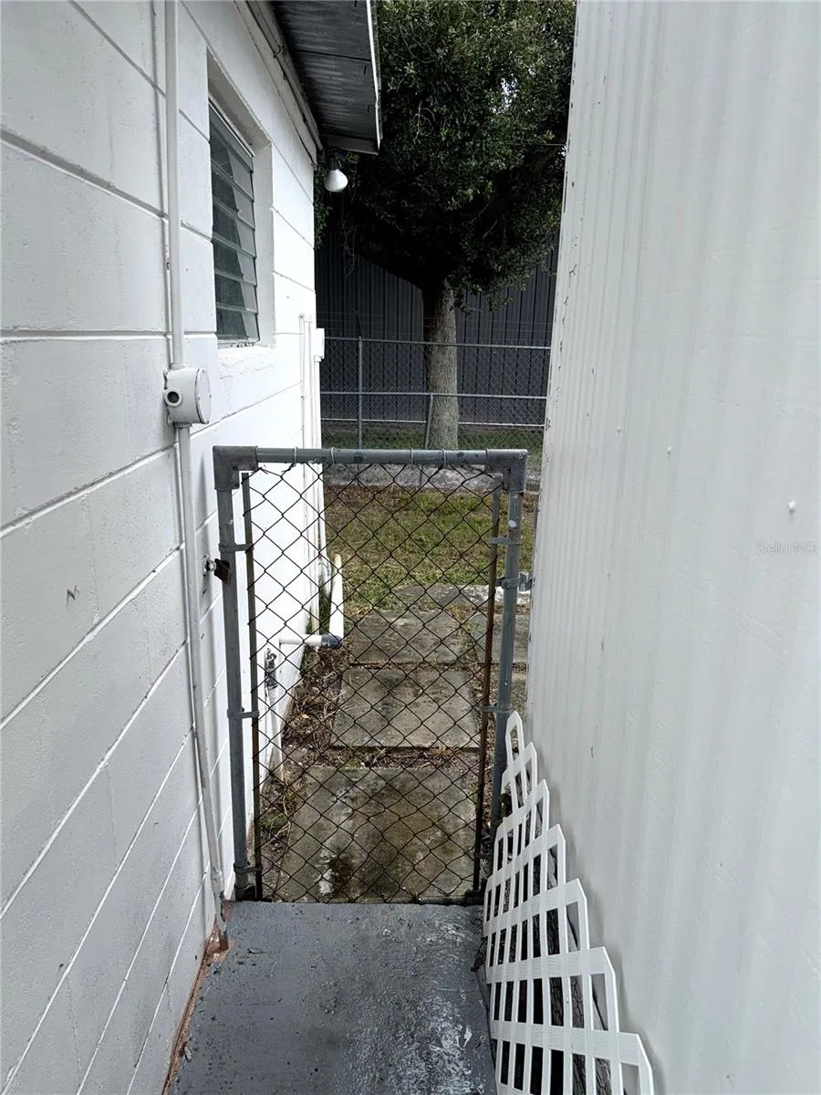 7134 LOFTY DRIVE Port Richey, FL 34668