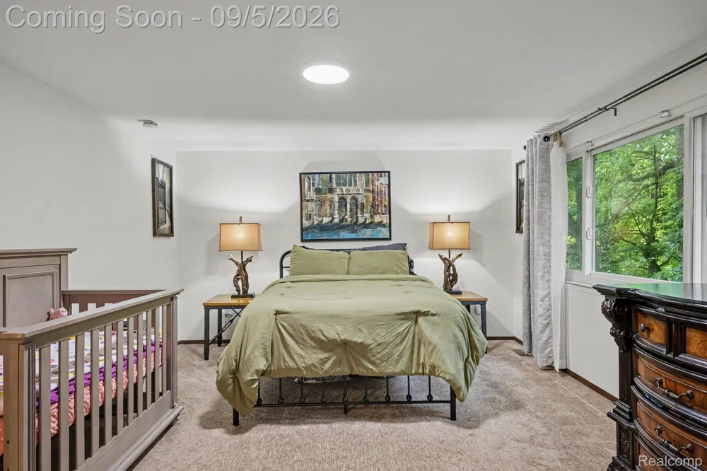 441 Pinehurst Drive Rochester Hills City, MI 48309