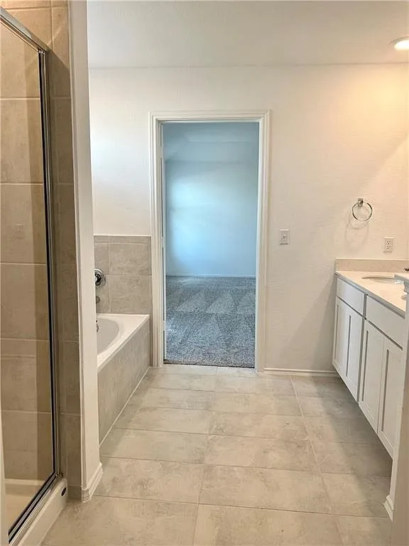 290 Silver Glen Drive Kyle, TX 78640