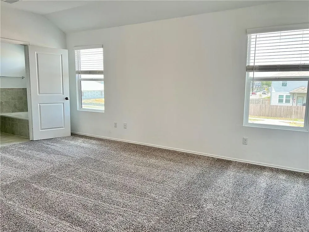 290 Silver Glen Drive Kyle, TX 78640