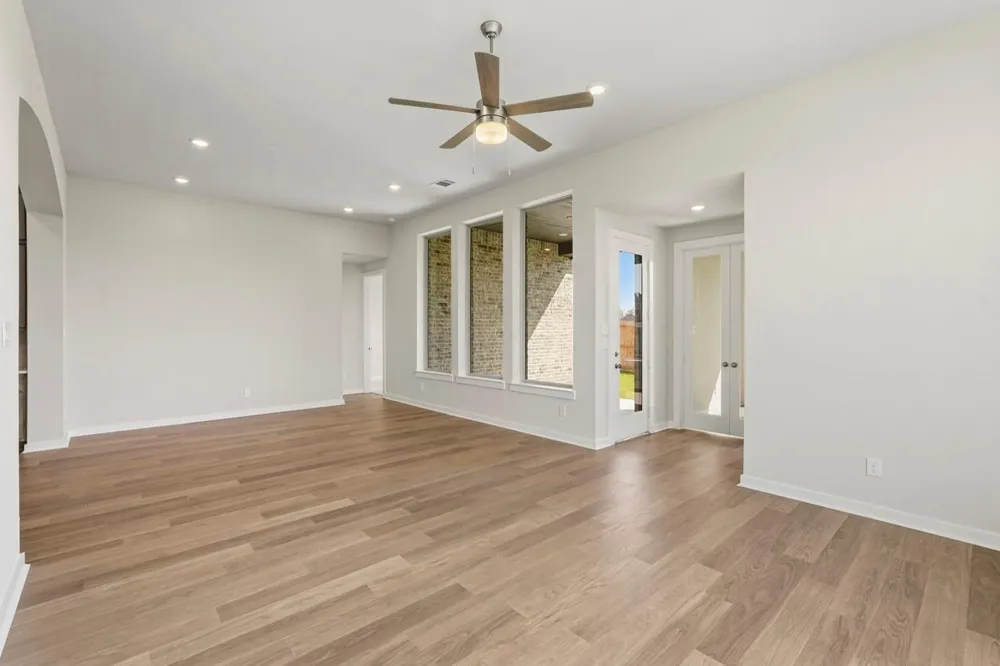 12339 Hudson Drive Mont Belvieu, TX 77523