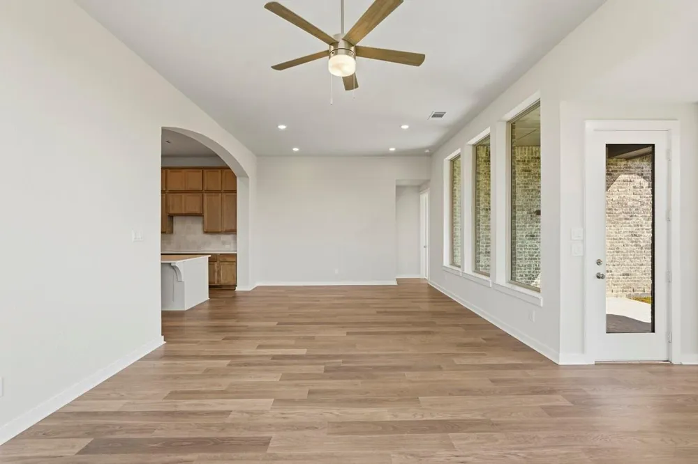 12339 Hudson Drive Mont Belvieu, TX 77523