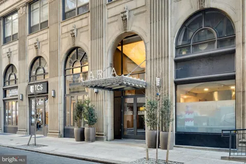 1425 LOCUST STREET #4F