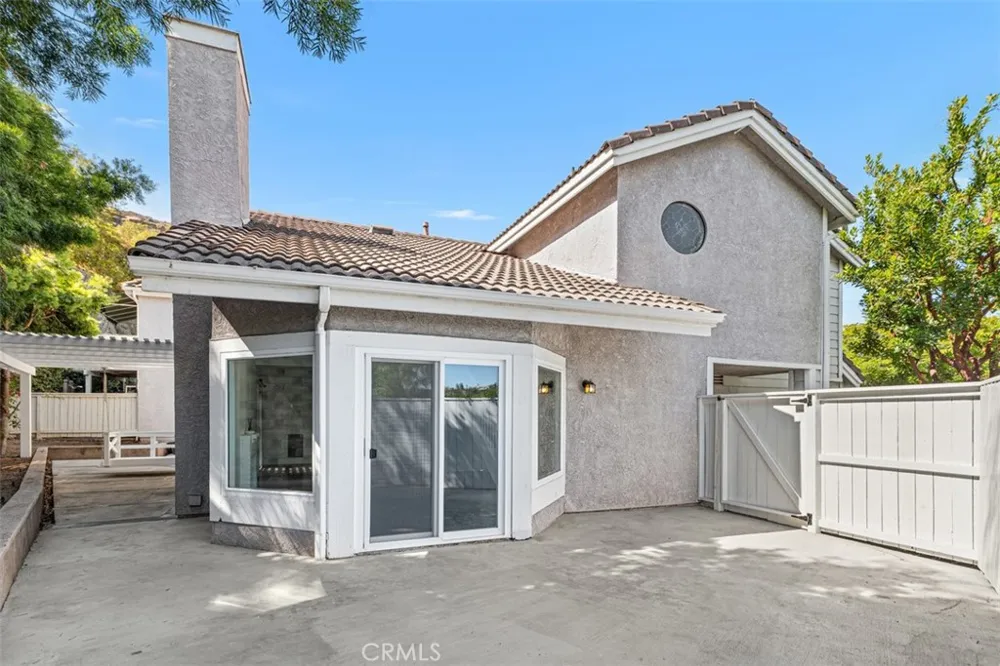32 La Costa Court Laguna Beach, CA 92651