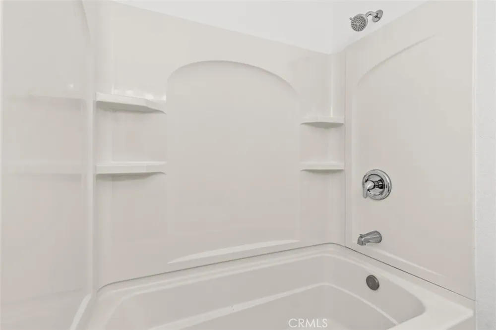 32 La Costa Court Laguna Beach, CA 92651