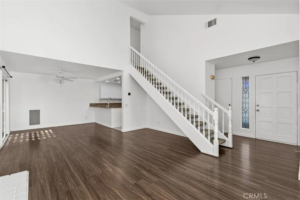 32 La Costa Court Laguna Beach, CA 92651