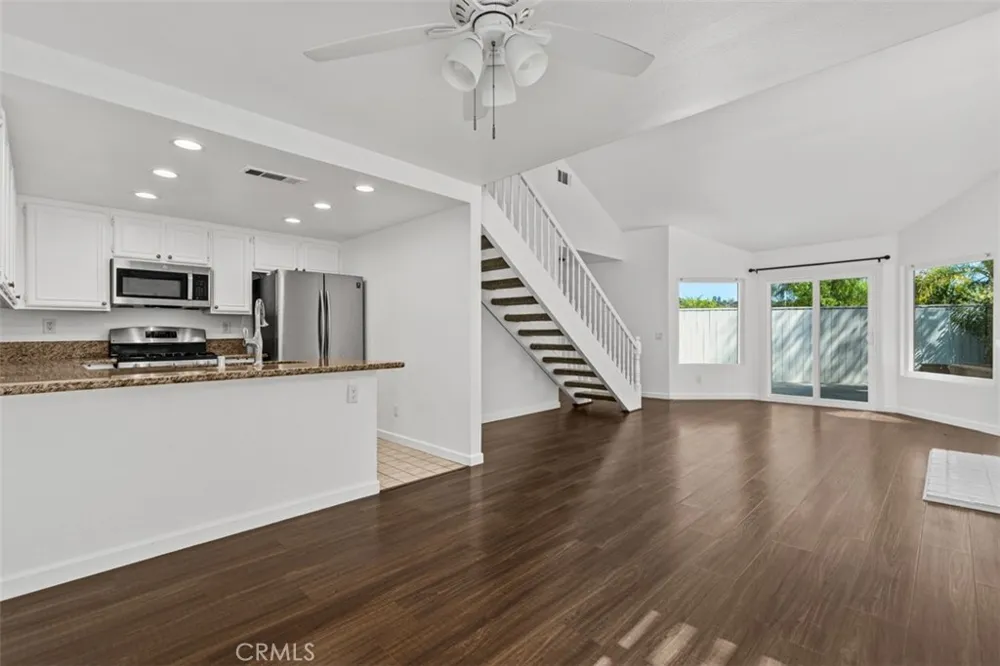 32 La Costa Court Laguna Beach, CA 92651