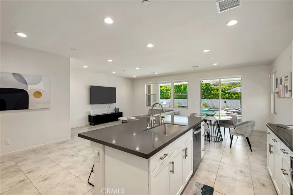 35457 Core Drive Palm Desert, CA 92211
