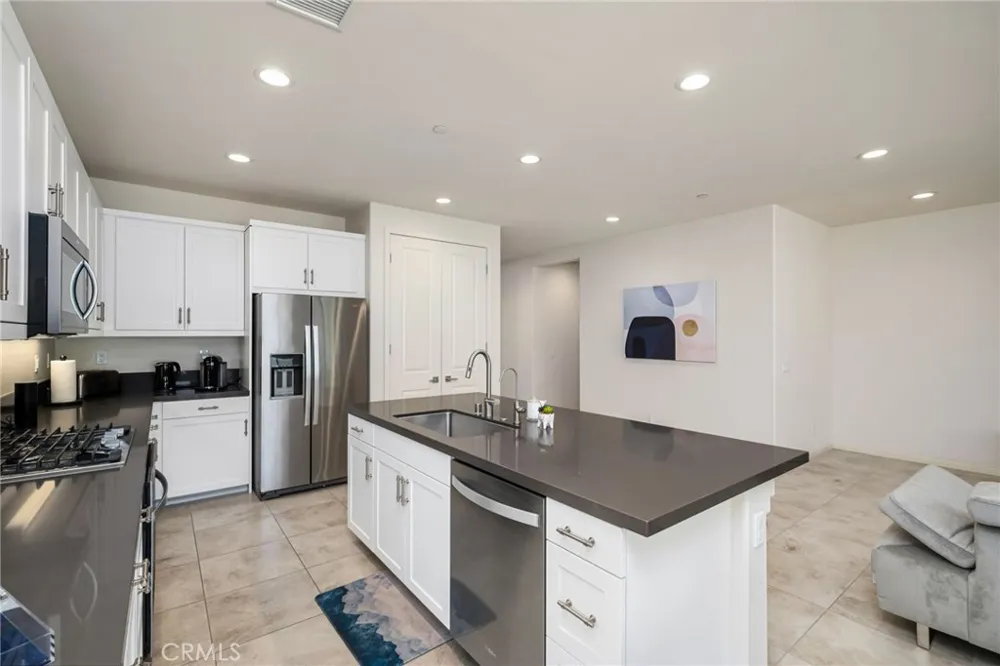 35457 Core Drive Palm Desert, CA 92211