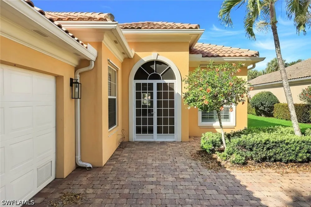 Eagle Ray Court Bonita Springs, FL 34135