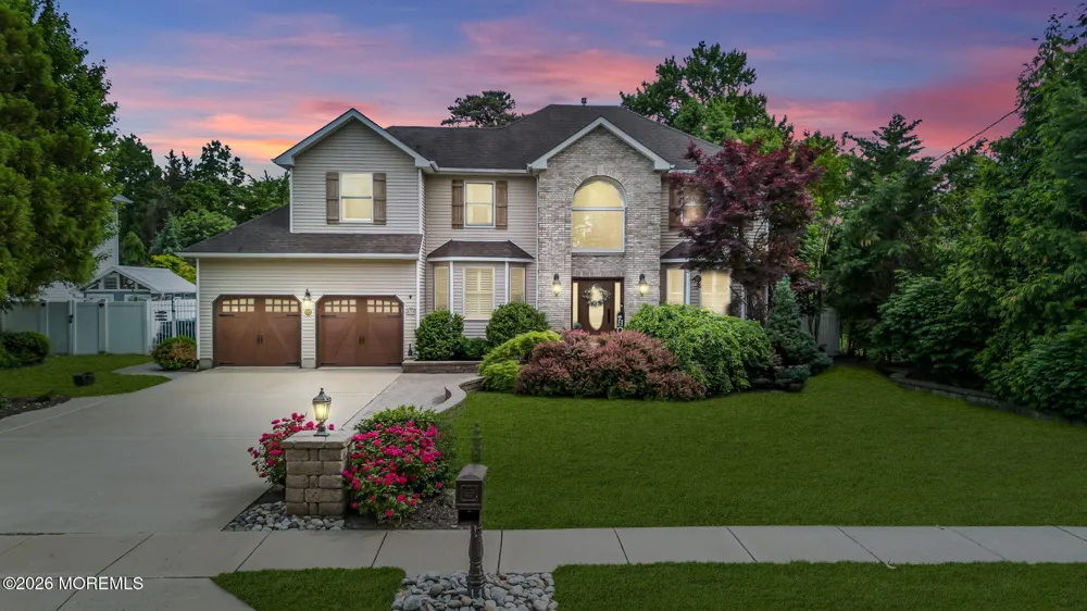 271 Kettle Creek Road Toms River, NJ 08753