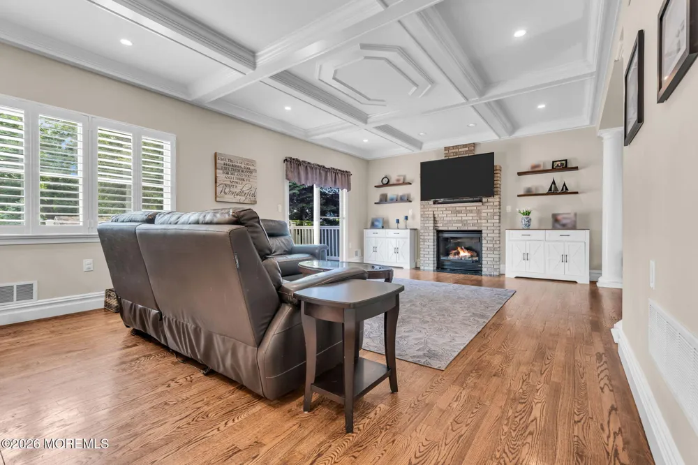 271 Kettle Creek Road Toms River, NJ 08753