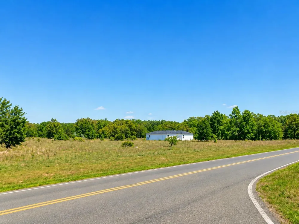 SE 113TH ST RD Ocklawaha, FL 32179