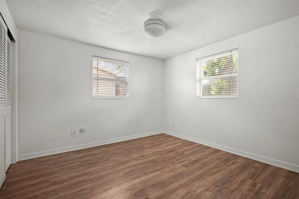 3438 KIMBERLY OAKS DRIVE Holiday, FL 34691