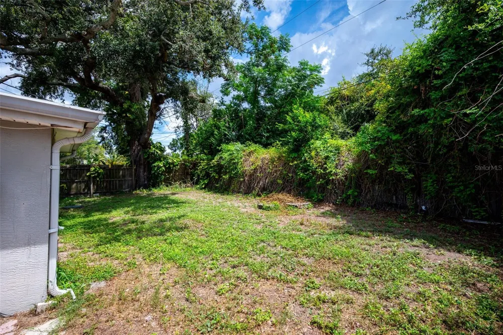 3438 KIMBERLY OAKS DRIVE Holiday, FL 34691