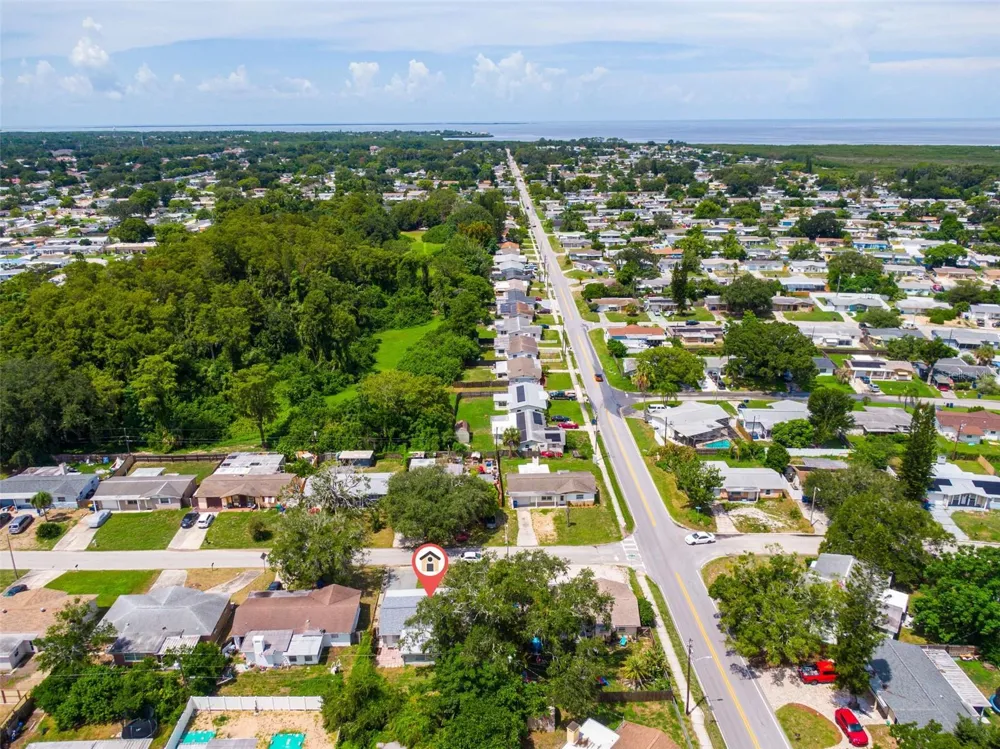 3438 KIMBERLY OAKS DRIVE Holiday, FL 34691