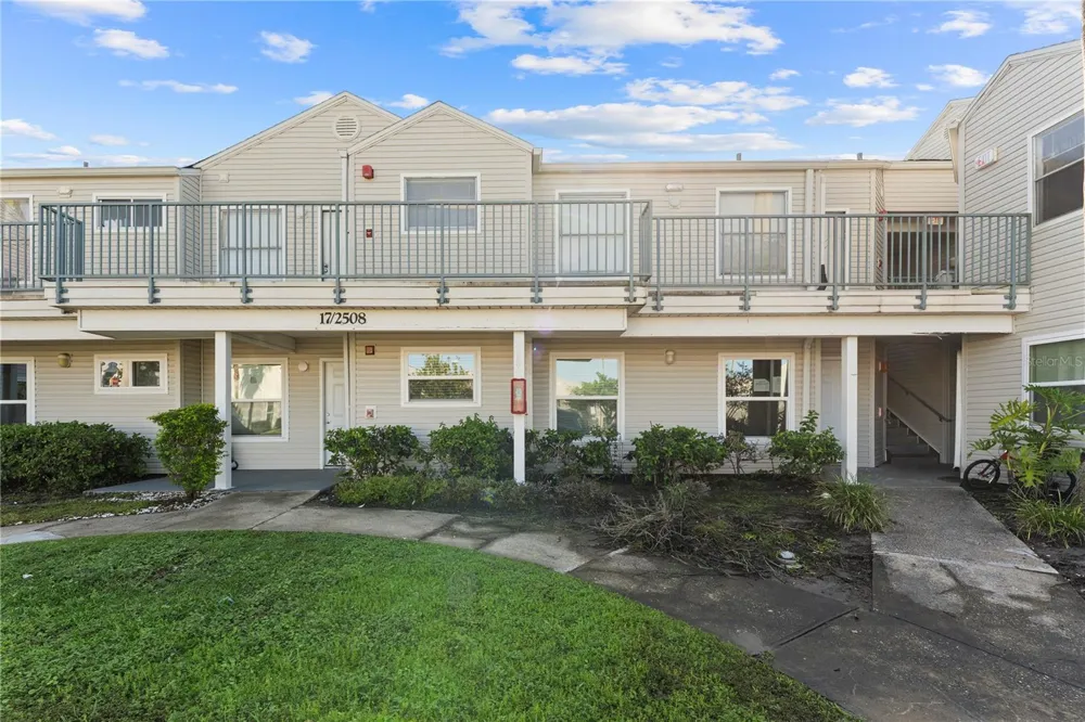2508 WOODGATE BOULEVARD #105 Orlando, FL 32822