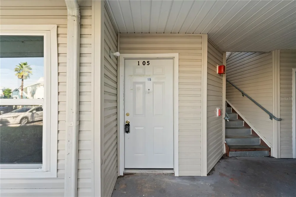 2508 WOODGATE BOULEVARD #105 Orlando, FL 32822
