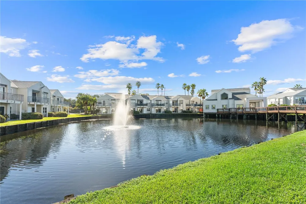 2508 WOODGATE BOULEVARD #105 Orlando, FL 32822