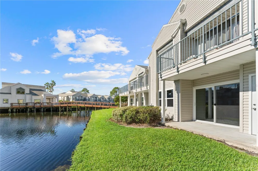 2508 WOODGATE BOULEVARD #105 Orlando, FL 32822
